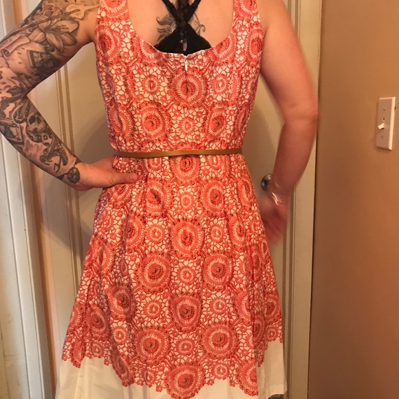 Dress - Picture 3 of 4